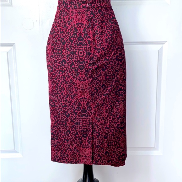 Halogen red leopard pencil skirt - Picture 3 of 13
